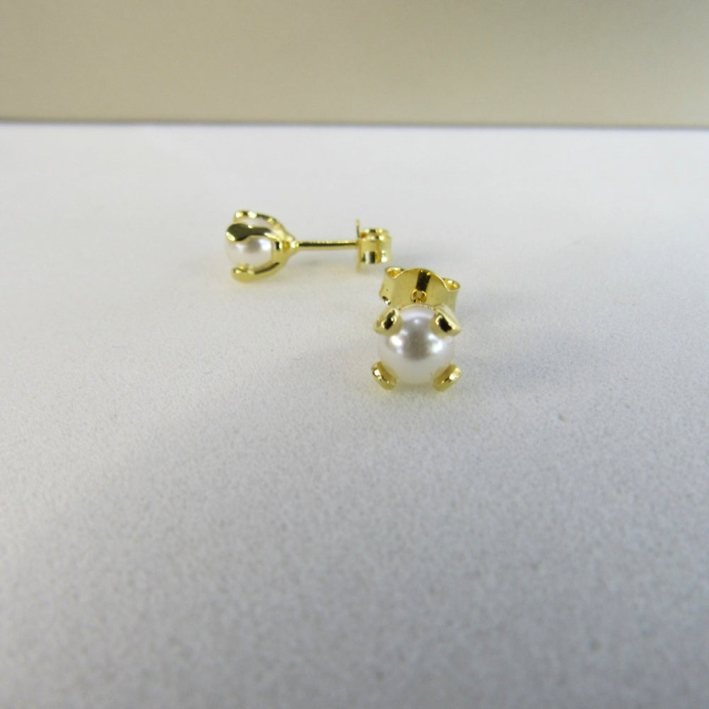 Brinco Pequeno de Pérola Trabalhado Banhado em Ouro 18k