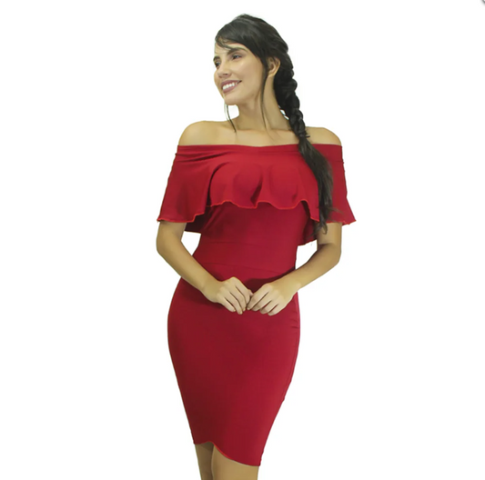 Vestido curto tubinho ombro a ombro com babado