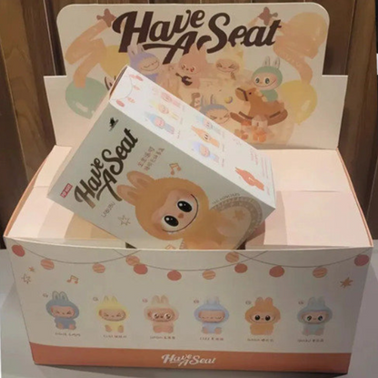 Pelúcia chaveiro Labubu Have A Seat - Sortidos