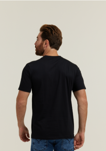 Camiseta masculina modelo - 1