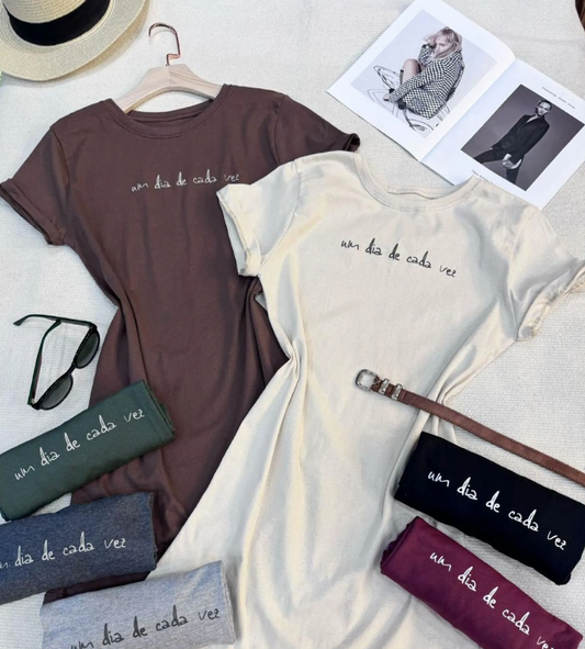Vestido algodão - Um dia de cada vez