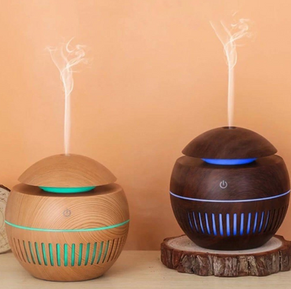 Umidificador, Aromatizador e Purificador de Ar Ultrassônico C/ Led - 130ml