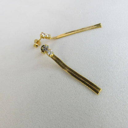 Brinco de Fita com Zircônia Banhado em Ouro 18k