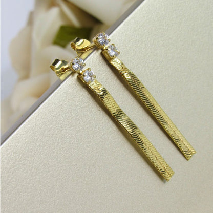 Brinco de Fita com Zircônia Banhado em Ouro 18k