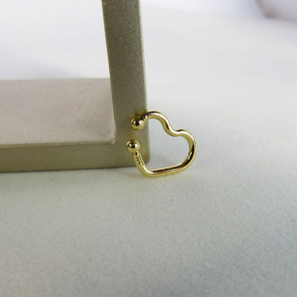 Piercing Fake Forma de Coração Banhado em Ouro 18k